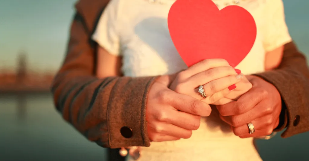 تعریف رابطه در روانشناسی 12 Romantic love 1024x536 1