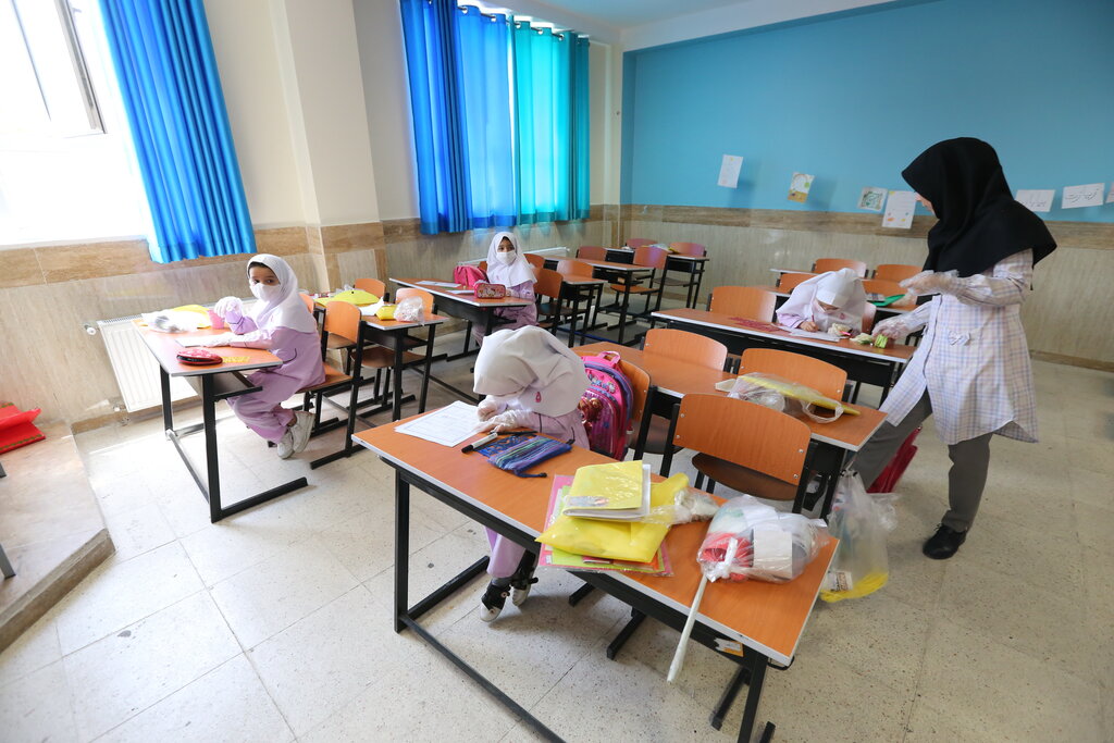 استخدام معلم استثنایی 11 4786657