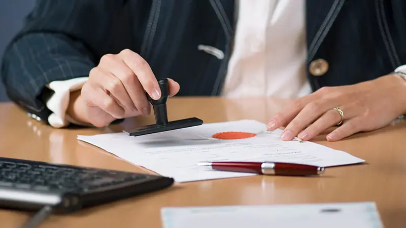 شرایط آزمون سردفتری ۱۴۰۴ 24 شرایط آزمون سردفتری ۱۴۰۴