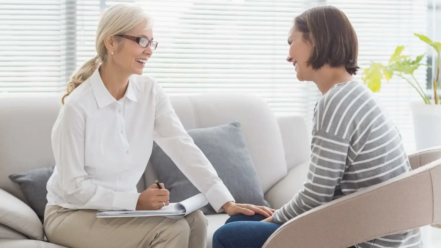 تفاوت روانشناسی بالینی و عمومی نی نی سایت 12 تفاوت روانشناسی بالینی و عمومی نی نی سایت