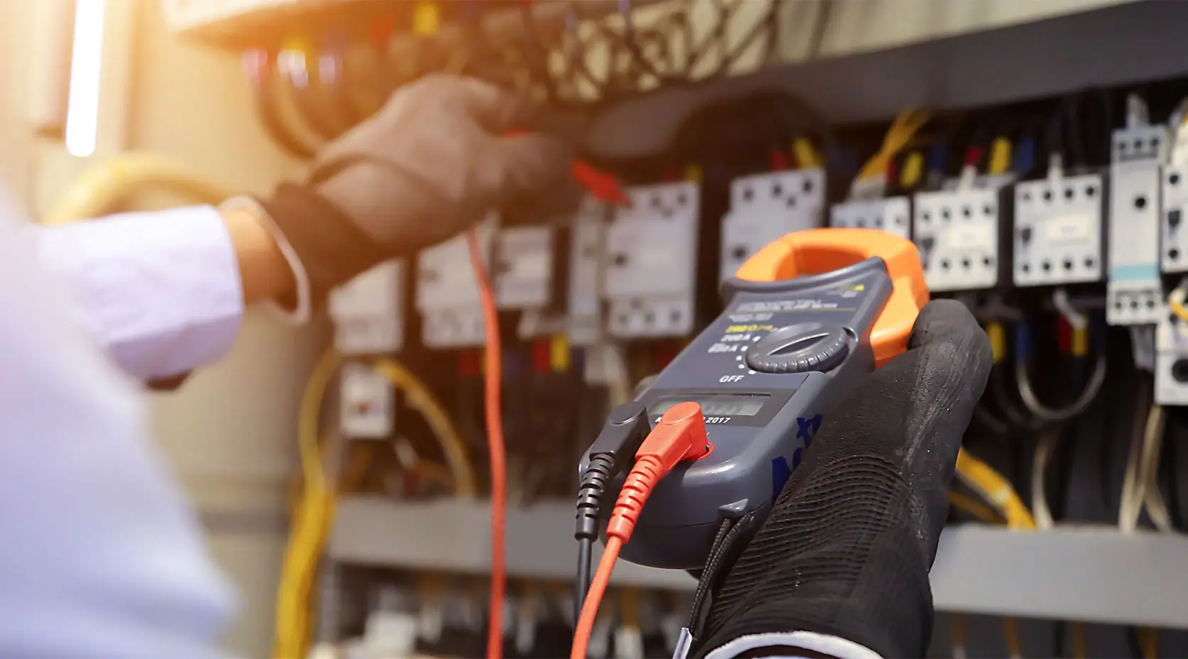 با رتبه ۵۰۰۰ ریاضی مهندسی برق قبول میشم؟ 15 با رتبه ۵۰۰۰ ریاضی مهندسی برق قبول میشم؟