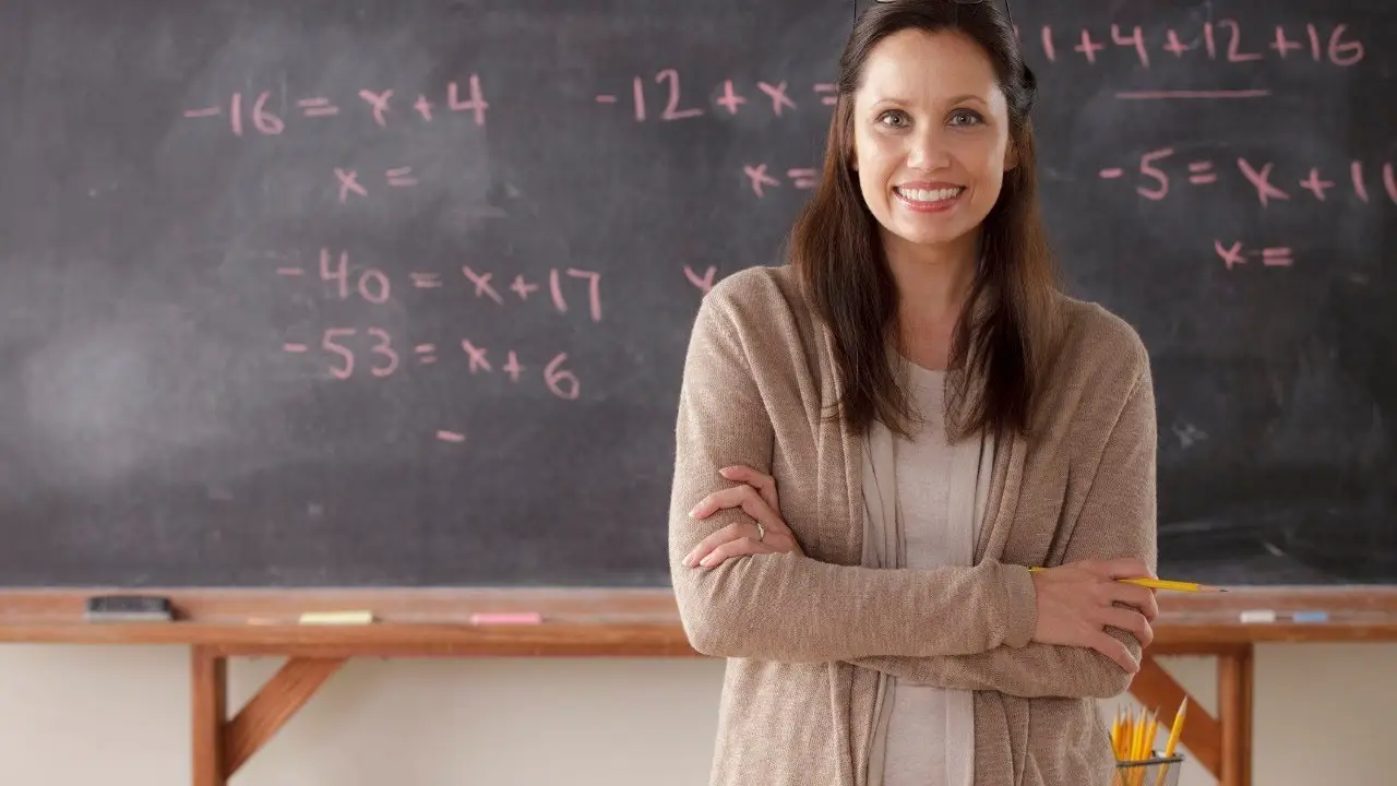 استخدام سراسری معلمان در مجموعه دبیریاب