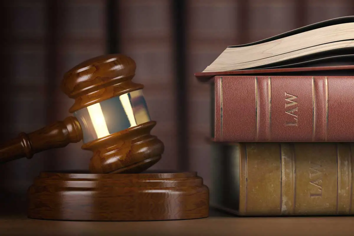 رشته حقوق دانشگاه کیش