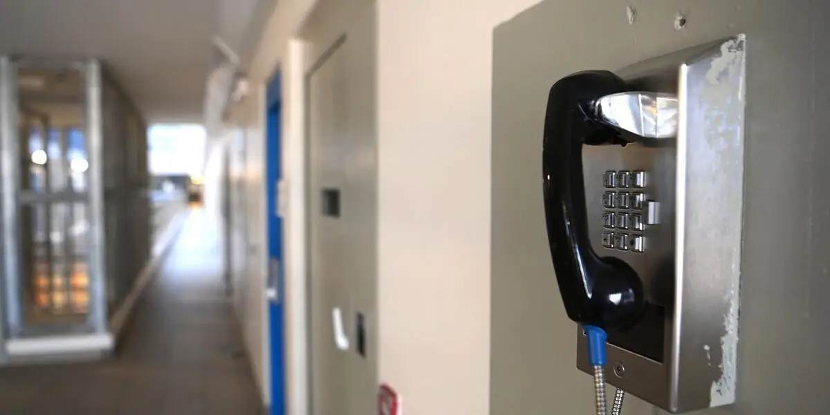 شارژ کارت تلفن مددجویان قزلحصار