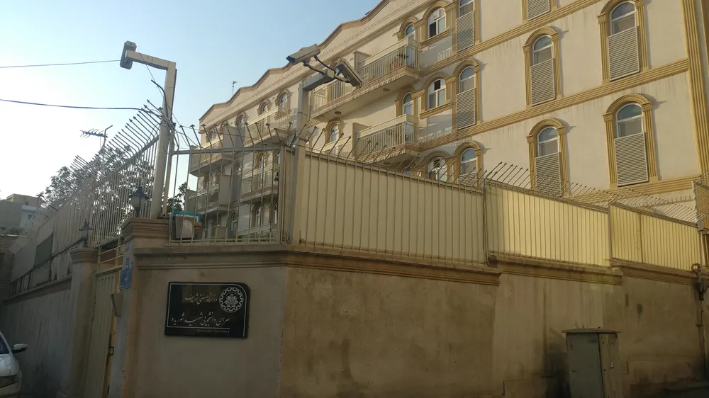 نزدیکترین مترو به خوابگاه دانشگاه شریف