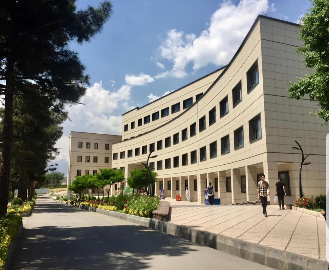 آدرس دانشگاه آزاد اسلامی واحد تهران شمال