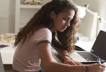 چگونه به كودكانی كه نوشتن تكالیف مدرسه خود مشكل دارند كمک كنیم؟