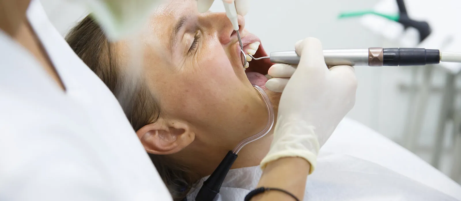 گرفتن مدرک دندانسازی فنی حرفه ای